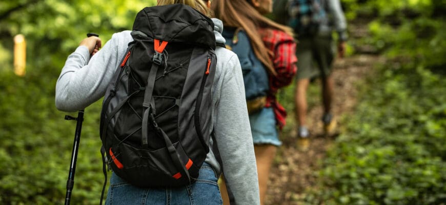 Group,Of,Friends,Hiking,Together,In,Nature.they,Walking,On,Old